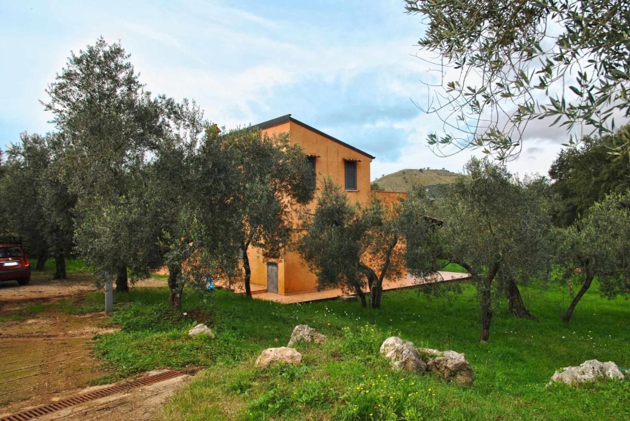 VILLA MIRABELLE Relax e Natura immersi nelle verdi colline Sperlonga Esterno foto